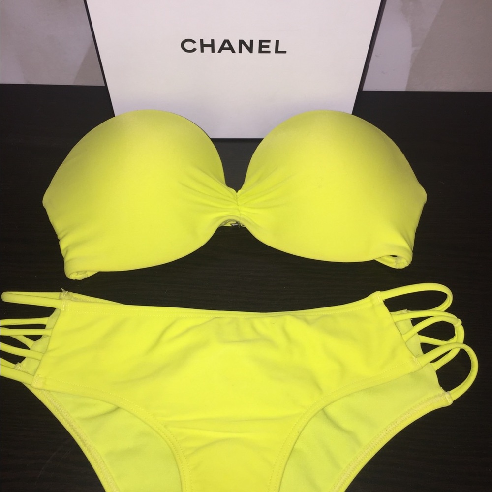 Hollister 2 piece push up bathing suit